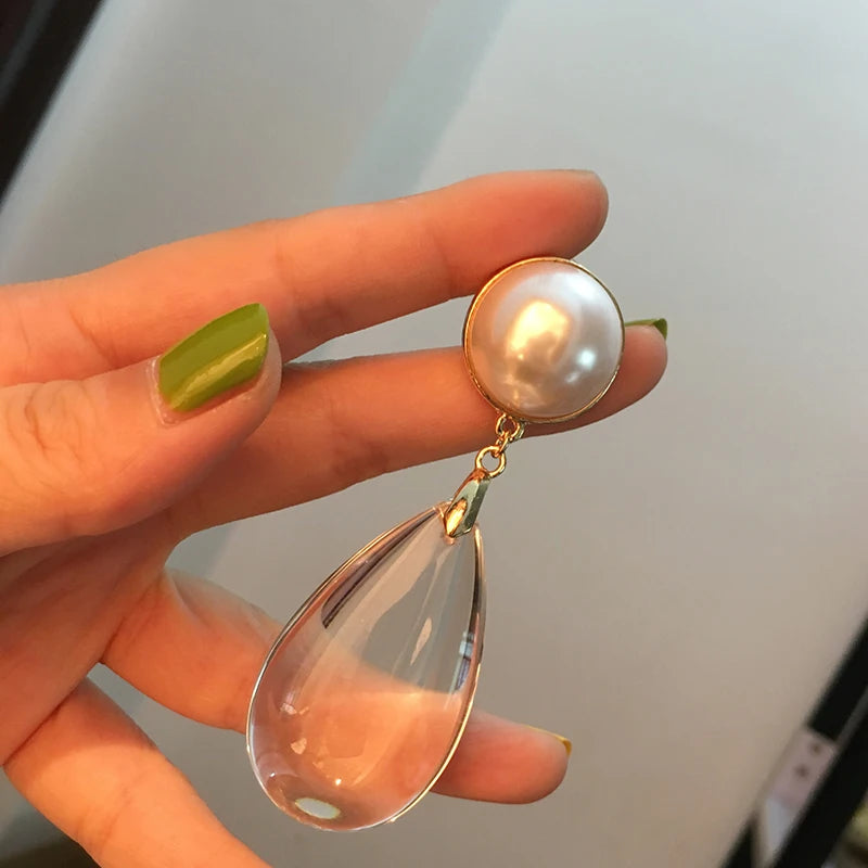 Luminous Pearl Drops – Bold Elegance for Modern Women