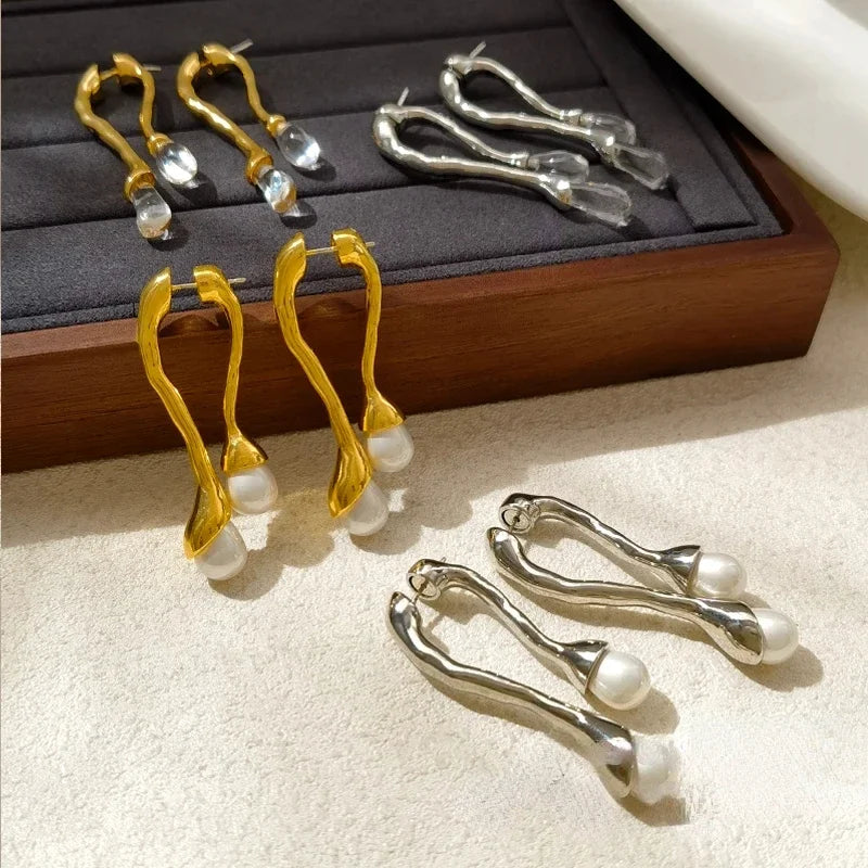 Luxury teardrop-shaped earrings