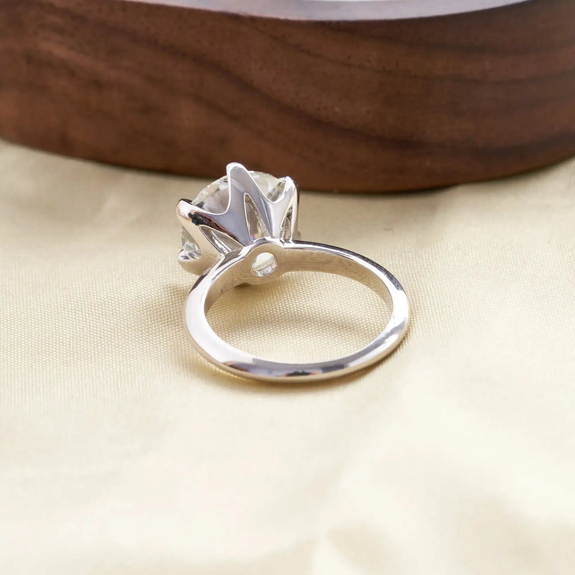 Mayfair Brilliance – 2ct Lab Diamond Solitaire Ring (GRA Certified