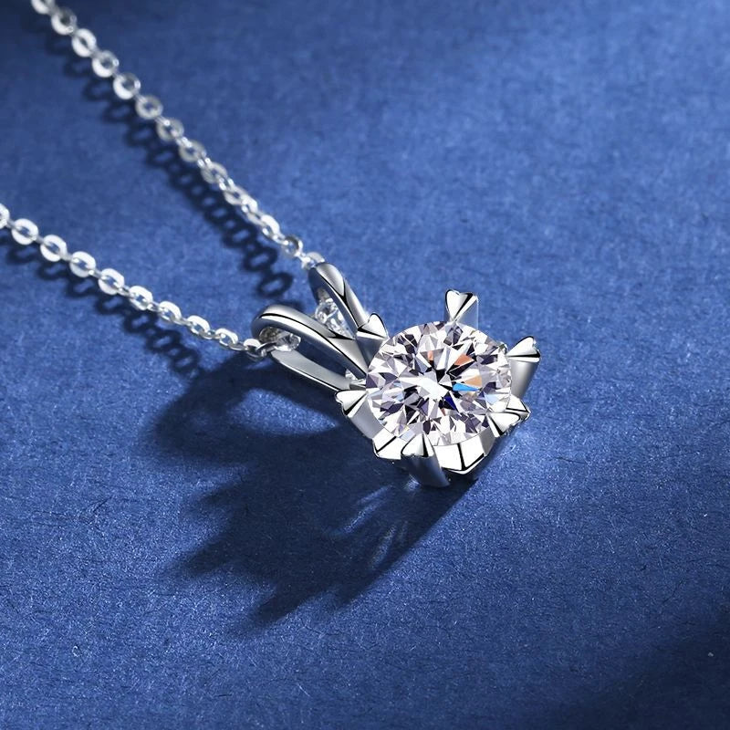 Luxury Moissanite Pendant – Sterling Silver Elegance
