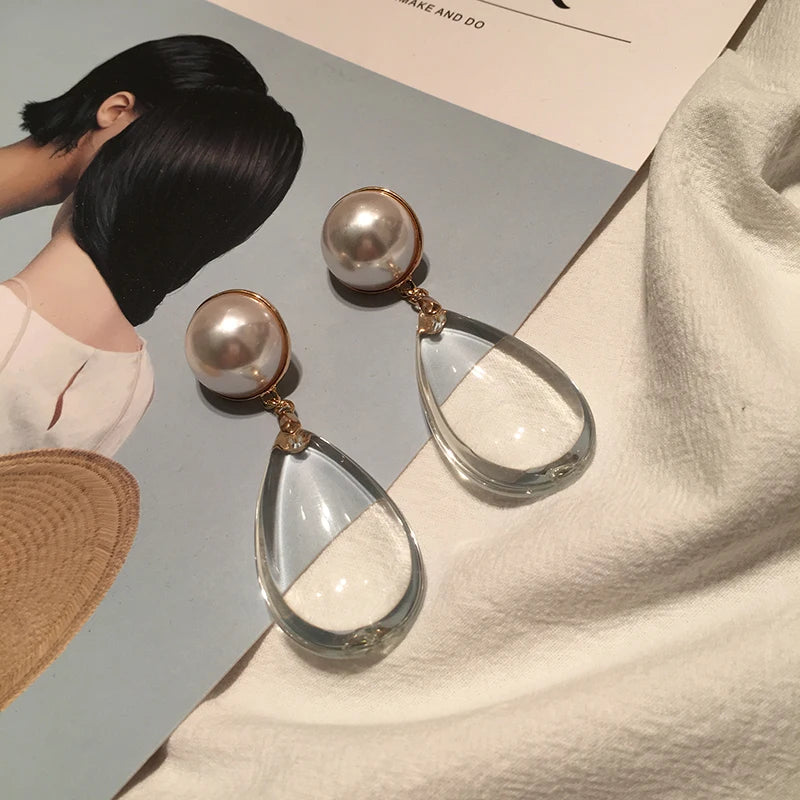 Luminous Pearl Drops – Bold Elegance for Modern Women