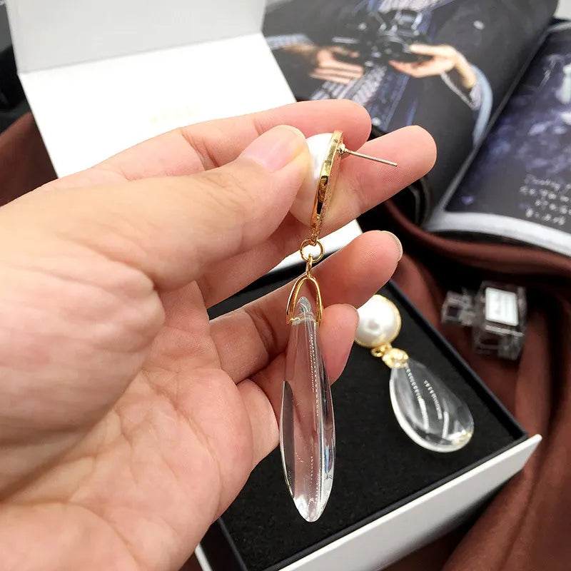 Luminous Pearl Drops – Bold Elegance for Modern Women