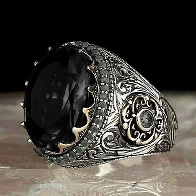 New European and American Green Gem Inlaid Men's Luxury Ring Personality Retro Domineering Ring Jewelry for Banquet Party