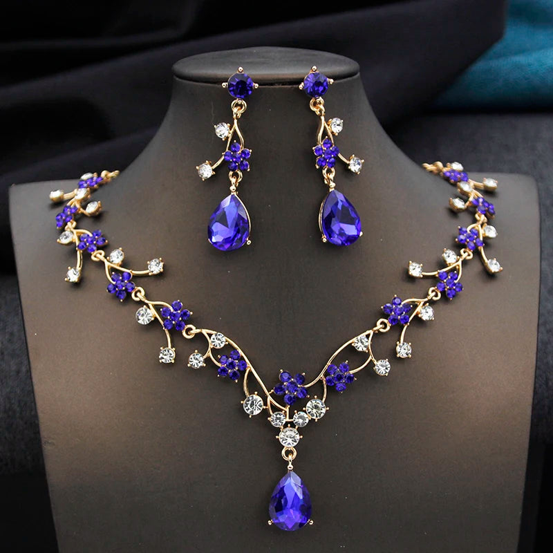 Ethereal Mint Blossom Jewelry Set