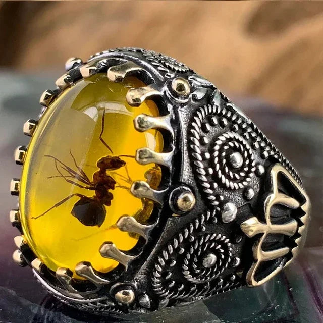 New European and American Green Gem Inlaid Men's Luxury Ring Personality Retro Domineering Ring Jewelry for Banquet Party