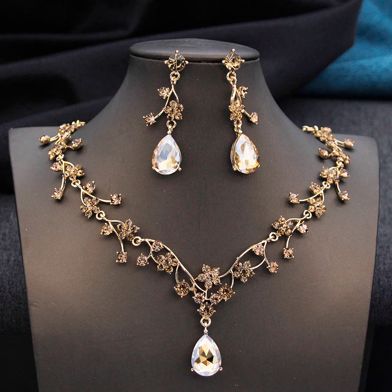 Ethereal Mint Blossom Jewelry Set