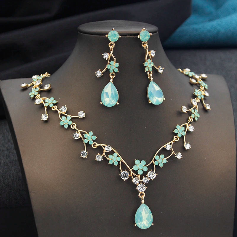 Ethereal Mint Blossom Jewelry Set