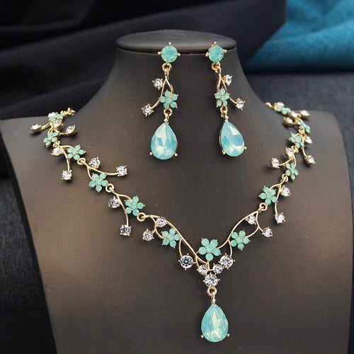 Ethereal Mint Blossom Jewelry Set