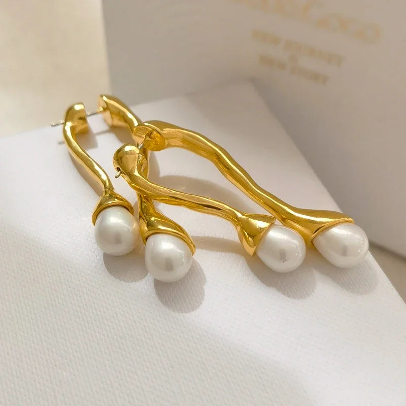 Celestial Teardrops – Elegant Pearl &amp; Crystal Earrings